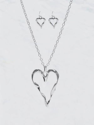 So Much Love Silver Heart Necklace Set