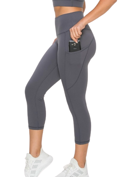 High Rise Buttery Soft Capri Leggings With Pockets